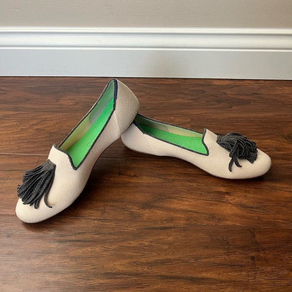 Rothy's Merino Wool White and Gray Tassel Loafers-Size 7.5-Retired Edition - Picture 6 of 8